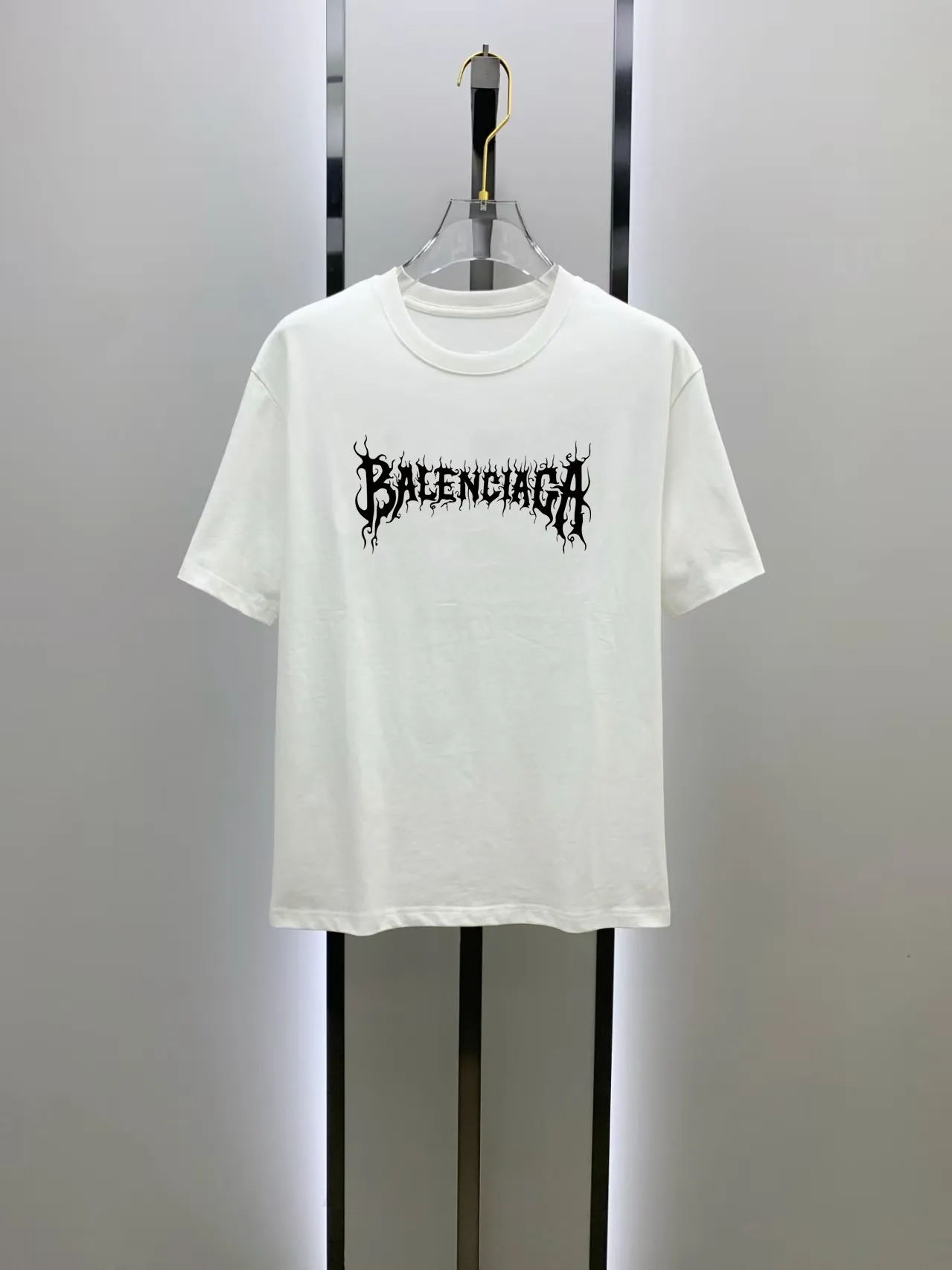 # 2026 New Arrival New Arrival T Premium ！ logo Premium 250 . . . . . ！ ！ ：Black。White！ Sizes： S M L XL XXL ：50 52 55 58 61 ：69 71 73 75 77 ：48 50 53 56 58 ：22 22.5 23 23.5 24 ， 1-3CM